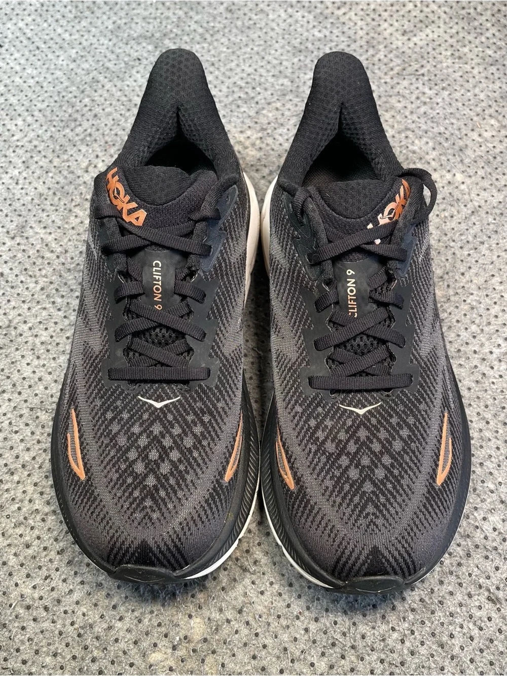 Hoka One One Clifton 9 Wide Running Shoes Size 7.5 Women’s